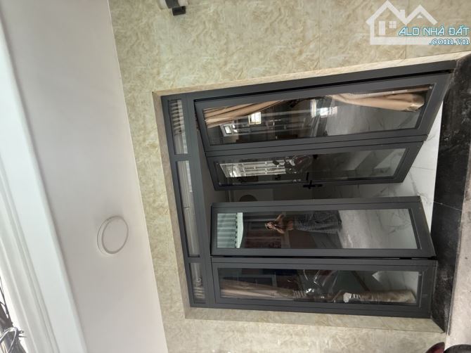 Bán nhà Q7 - Nhà 2 tầng - DTSD 90m2 ngang 5m - Hẻm 3m - nhỉnh 3 tỷ