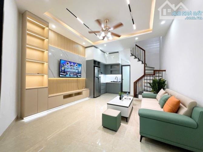 Trung Tâm Hai Bà Trưng – Sát Mặt Phố – Full Nội Thất  – 4.85 Tỷ