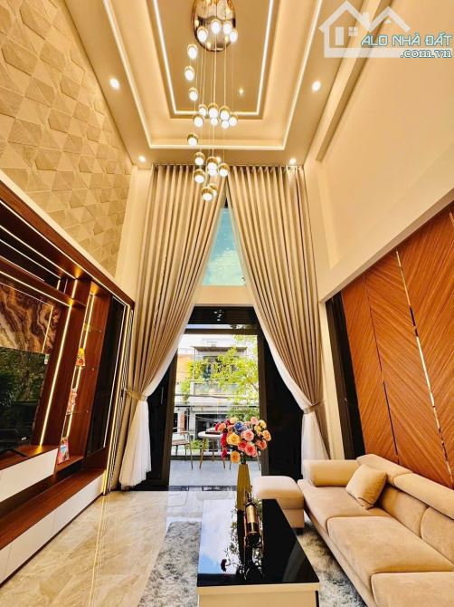 Bán nhà FULL NỘI THẤT và KHÔNG NỘI THẤT