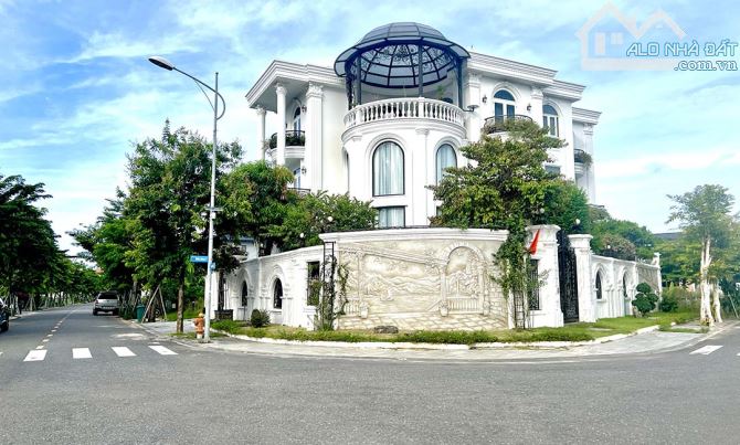 🔥 SIÊU PHẨM KHU BIỆT THỰ NGUYỄN PHƯỚC LAN  – HOÀ XUÂN – GIÁ 11 TỶ TỐT NHẤT KHU VỰC 🔥