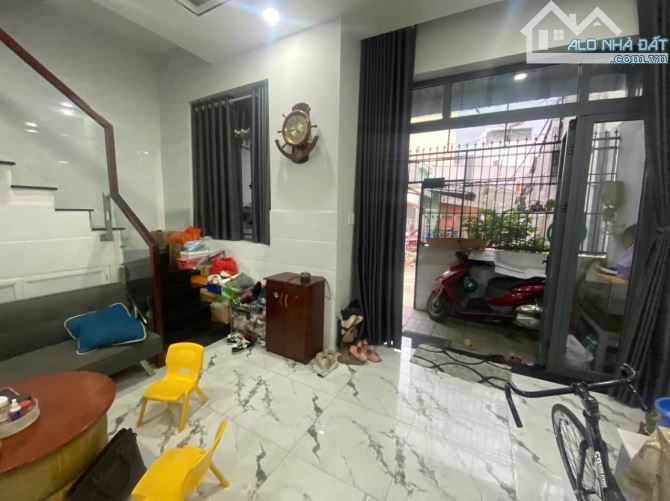 NHÀ ĐẸP 2 TẦNG- NGUYỄN DUY TRINH-74M2 CHỈ 6.3 TỶ TL