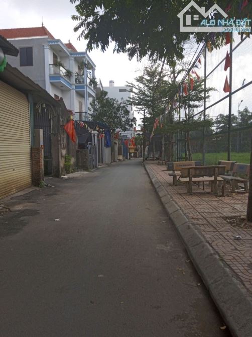 BÁN NHÀ, LÔ GÓC- DI TRẠCH- Ô TÔ ĐỖ CỬA- 5,8 TỶ