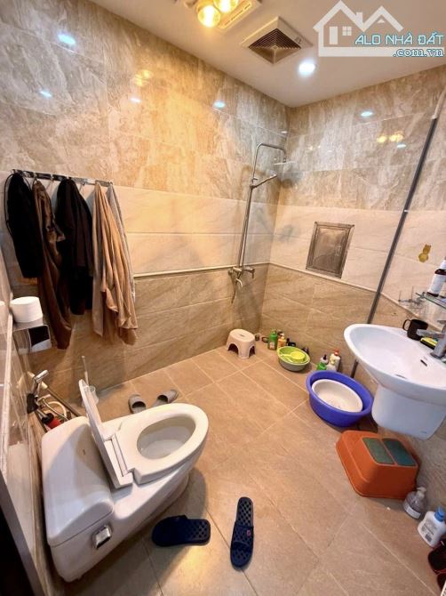 CHUNG CƯ VINACONEX 57 VŨ TRỌNG PHỤNG-CĂN GÓC-FULL NỘI THẤT Ở NGAY-3 NGỦ 2WC-108M-8,6 TỶ