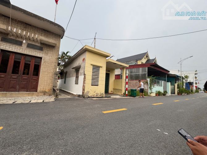 Bán lô đất Tân Dương (nay Phường Dương Quan) vị trí khu vực gần KCN Visip giá 3,x tỷ