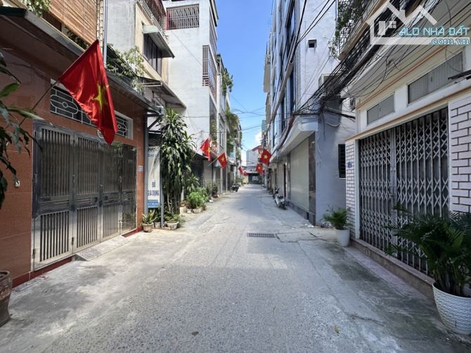BÁN NHÀ 5 TẦNG PHỐ TỰU LIỆT - THANH TRÌ - TIỆN ÍCH AN SINH ĐỈNH - HÀNG XÓM KĐT LINH ĐÀM -