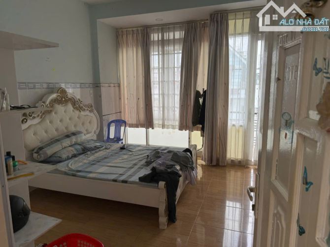 CHỈ 1 CĂN - MTNB VIP NHẤT - chỉ 7 tỷ - khu Bàu Cát - Cấp 4 xây mới DT tốt 4,1x15m chỉ 7,2