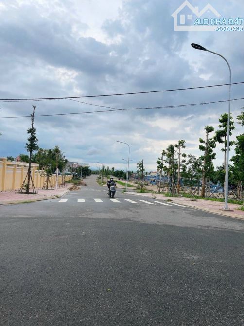 Cần Bán NHANH nhà C4 đường Hiền Vương ,Thanh Hải,tỉnh Lâm Đồng giá 5,8 tỷ