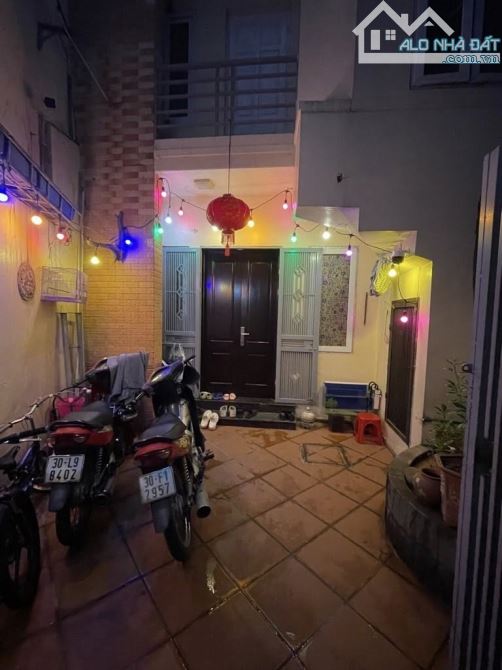 KHƯƠNG TRUNG- THANH XUÂN - DÂN XÂY - ĐỦ CÔNG NĂNG