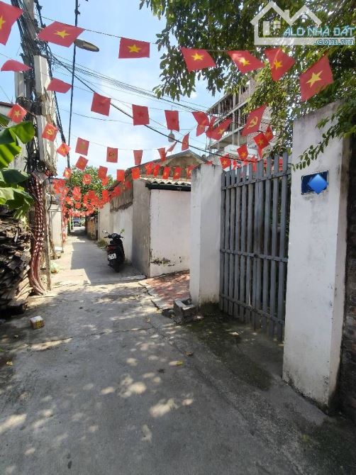 Bán nhà phố Việt Hưng, Long Biên 32m2 5 tầng, mặt 4,2m, giá nhỉnh 6 tỷ