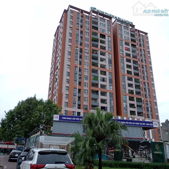NORTHERN DIAMOND 99 ĐÀM QUANG TRUNG - CĂN HỘ 100M2 - 3 NGỦ 2 VS - VIEW VUỜN HOA - GIa 7.x
