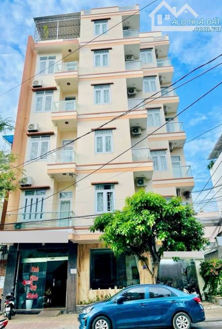 Bán Khách Sạn 6 Tầng - Căn góc Mặt Đường Lý Nam Đế rộng 20M, thành phố Nha Tran