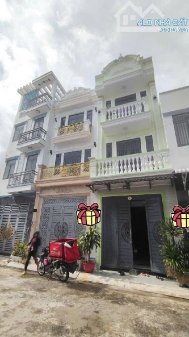 🏡 NHÀ ĐẸP MỚI XÂY – ĐƯỜNG 6M XE HƠI TRÁNH – 4 TẦNG KIÊN CỐ – BÌNH TÂN – 5.25 TỶ  🔹 DT: 4