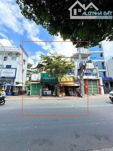 Bán Nhà khan hiếm GÓC 2 MT Trần Huy Liệu P8 PN, DT 10x18m, cấp 4, Giá 38 tỷ TL
