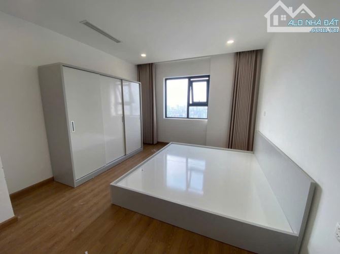 THỤY KHUÊ - NHÀ ĐẸP NỞ HẬU THANG MÁY NHẬP KHẨU - FULL NỘI THẤT 35M2 6 TẦNG GIÁ 7.7 TỶ