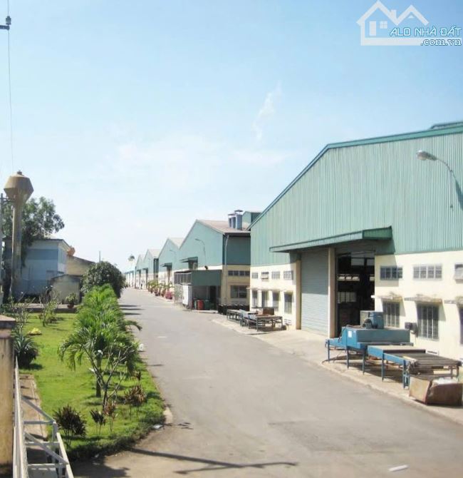 Bán nhà xường sản xuất gỗ cổ phần 100%, Biên Hòa, Đồng Nai, 7.9 ha, giá 300 tỷ.