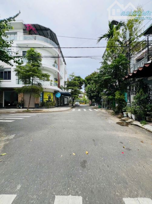 Bán đất (ngang 7m) mặt tiền đường Hòa Minh 19, gần biển Liên Chiểu, DT 105m2