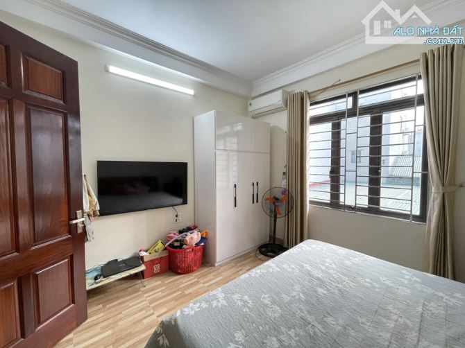 Bán nhà 5 tầng mới dân xây cực chắc chắn tại Ngô Xuân Quảng Trâu Quỳ Gia Lâm
