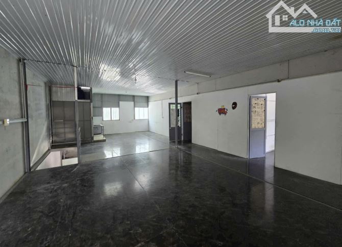 LÔ ĐÔI đường BÙI TRANG CHƯỚC_ dt 200m2_ SẠCH ĐẸP_ Sẵn KHO 2 SÀN dòng TIỀN TỐT