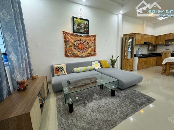 Bán nhà  Chế Lan Viên, Biển Mỹ Khê, 2 Tầng,76m2 chỉ 8.x tỷ