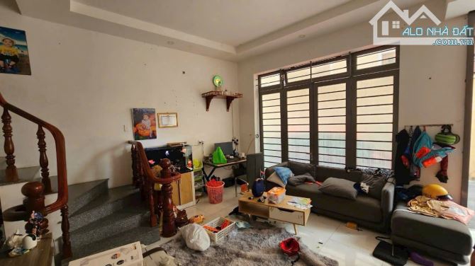 CCDV-MS.117: Bán nhà hẻm ô tô đường Phạm Thế Hiển p Vũng Tàu tp HCM. Giá 5.3 tỷ