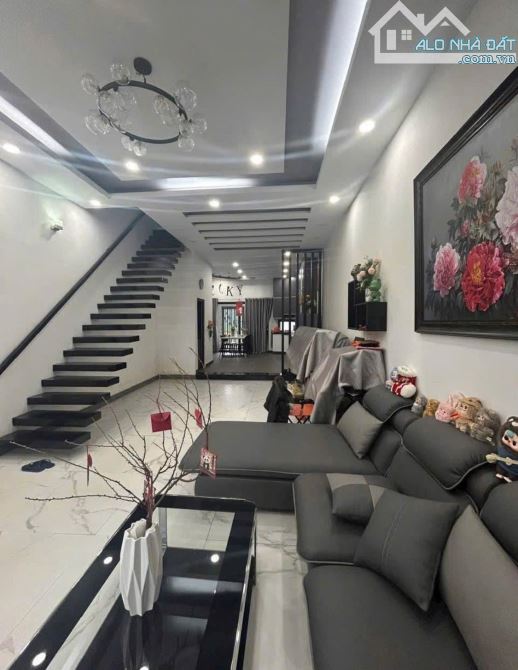 🏡 BÁN NHÀ ĐƯỜNG TRẠNG TRÌNH – TRUNG TÂM ĐÀ LẠT