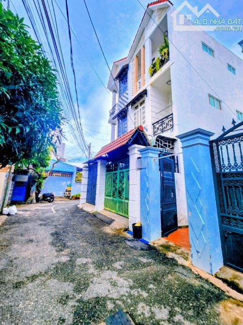 BÁN NHÀ ĐẸP 1 TRỆT 2 LẦU – HẺM Ô TÔ ĐƯỜNG LÊ HỒNG PHONG, GẦN NGÃ 5 – GIÁ 5.45 TỶ