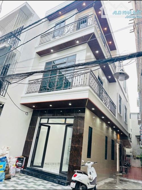 bán nhà tiền phong, cách trần thủ độ 30m, đường oto đỗ cửa
