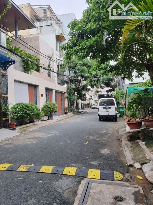 bán biệt thự hẻm nguyễn văn luông quận 6 dt 12x20m nhà 2 tầng giá 19,5 tỷ thương lượng
