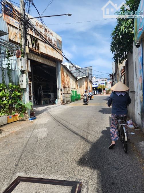 BÁN ĐẤT HẺM Ô TÔ –  HUYỀN TRÂN CÔNG CHÚA, THÔNG THỐNG NHẤT, P 8, VT - 9.3 TỶ/123M2