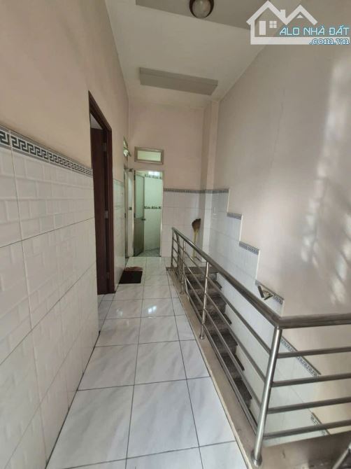 MẶT TIỀN KINH DOANH ĐƯỜNG LÊ LƠI THỊ TRẤN HÓC MÔN- SHR - GIÁ RẼ CHỈ 3,2 TỶ CÒN BỚT LỘC