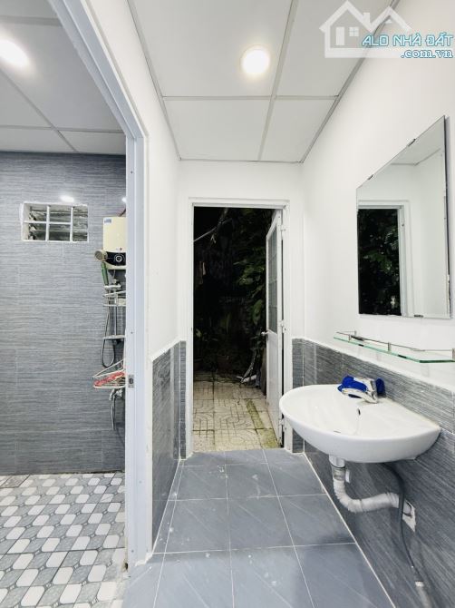 🏡 NGUYỄN HỮU TIẾN – LÊ TRỌNG TẤN - DT: 75M2 - HẺM XE HƠI  – SỔ VUÔNG - KHÔNG LỘ GIỚI - 8,