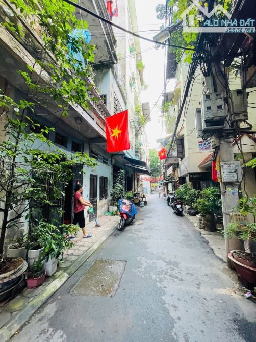 BÁN NHÀ PHÂN LÔ TÂY SƠN ĐỐNG ĐA - 50M 4T MT 4M - NGÕ THÔNG KINH DOANH OTO ĐỖ CỬA VỈA HÈ