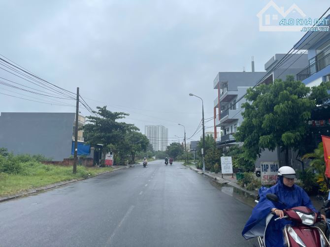 🌈🐬ĐẤT VIEW CÔNG VIÊN NGAY CHỢ HÒA QUÝ, Góc 2 mặt kiệt 7m_85m2_2ty950