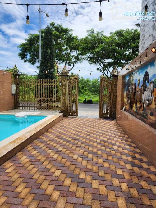 🌟 BÁN GẤP BIỆT THỰ 5 TẦNG MẶT TIỀN ĐƯỜNG THĂNG LONG – CÓ HỒ BƠI RIÊNG – CỰC HIẾM!