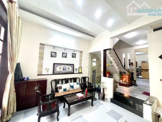 BÁN GẤP! NHÀ 70M² - TRẦN QUANG DIỆU, QUẬN 3 CHỈ 11.5 TỶ! 🔥