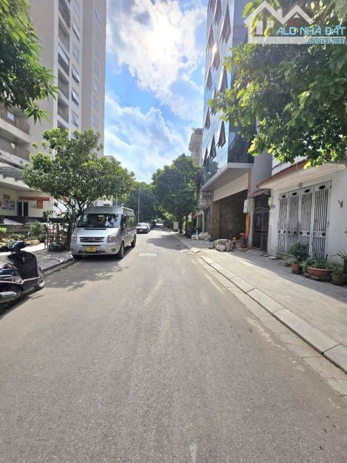 Cực vip Tây Hồ - Vỉa hè 2 bên oto tránh🌹50m2 - MT5m - 19 Tỷ