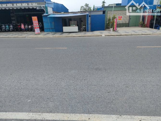 Bán 1 căn nhà C4 tại mặt đường liên tỉnh 352 Phường Quảng Thanh - Hải Phòng giá chỉ 1,x tỷ