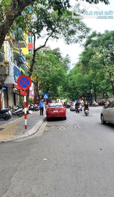 110M2 TẬP THỂ TẦNG 1 - MẶT NGÕ OTO TRÁNH TO NHƯ PHỐ - VỈA HÈ - 2 MẶT NGÕ - TÔ HIỆU