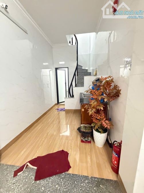 🔥 Minh Khai – 38m², 6 tầng full nội thất, dòng tiền khủng