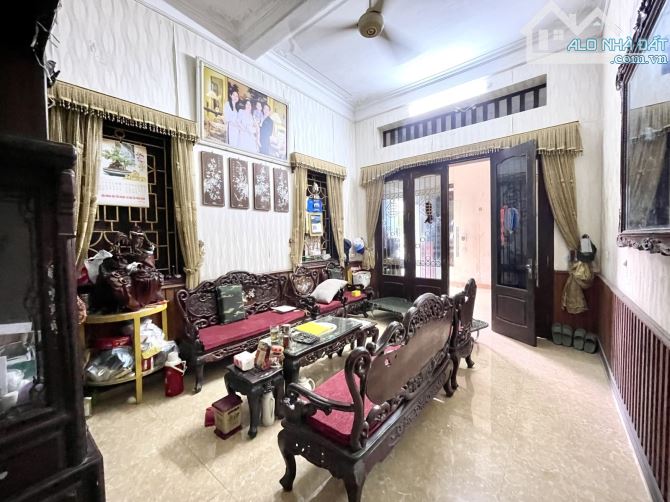 THANH NHÀN , 67M² , MẢNH ĐẤT HIẾM , GIÁ ĐẦU TƯ , NGÕ THÔNG KINH DOANH , RỘNG 3M , 12,6 TỶ