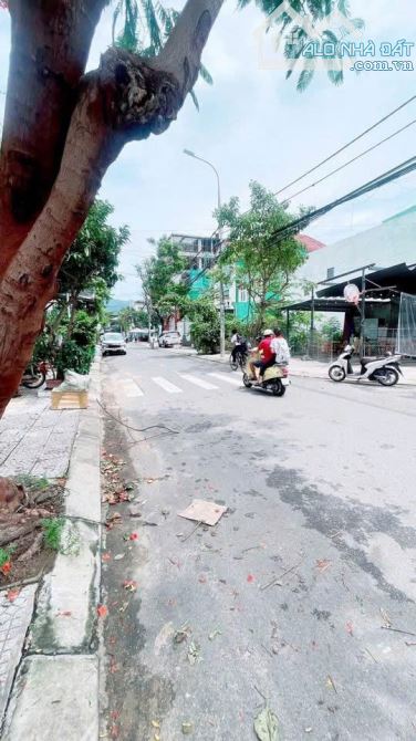 ⭐ 📌📌📌LÀM VIỆC TRỰC TIẾP GIÁ TỐT !!! 🌹 Bán lô góc mặt tiền đường 5,5m Vũ Tông Phan,
