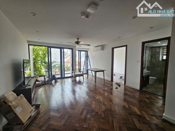 SIÊU PHẨM HÀNG HIẾM – TÒA APARTMENT ĐẲNG CẤP TÂY HỒ  250m² – 8 tầng – 140 tỷ