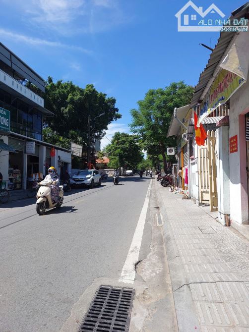 QUA MÙA MƯA LŨ NÊN CHỌN KHU VỰC CAO RÁO AN CƯ - NHÀ 3 TẦNG KIỆT PHAN BỘI CHÂU TTTP HUẾ