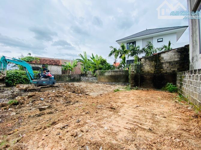 💥💥💥 Chỉ hơn 300tr sở hữu ngay lô đất 61m2 ngay chợ Chiều Lưu Kiếm💥💥💥