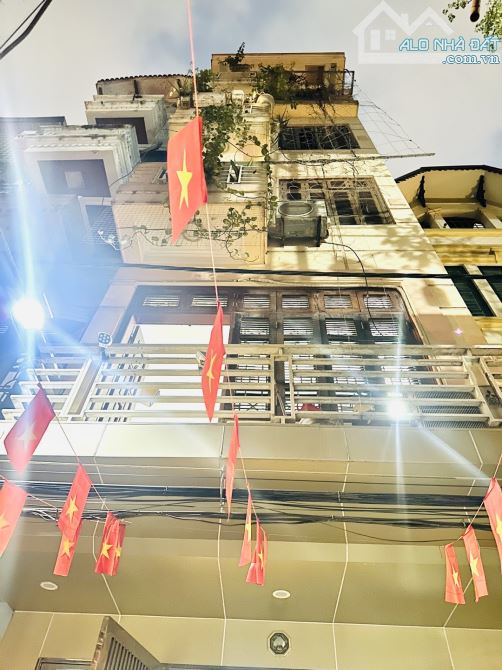 PHAN VĂN TRƯỜNG 18,9TỶ 5T 𝐒𝐈Ê𝐔 𝐏𝐇Ẩ𝐌 𝐏𝐇Â𝐍 𝐋Ô-GARA 𝐎𝐓𝐎 VỈA HÈ RỘNG KINH DOANH