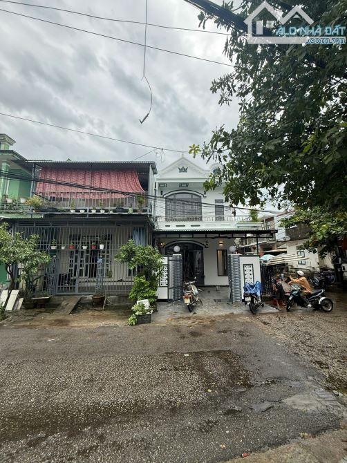 BÁN NHÀ 2 TẦNG 2 MẶT TIỀN PHÙNG KHẮC KHOAN – CÁCH CHỢ ĐẦU MỐI CHỈ 300m