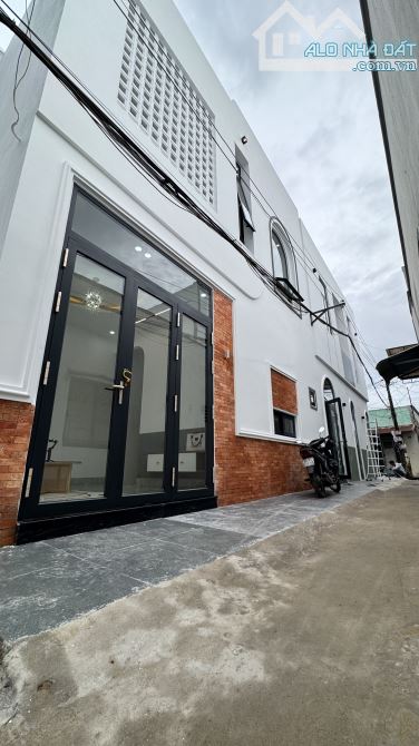 NHÀ TRỆT LẦU XÂY MỚI KIẾN TRÚC HIỆN ĐẠI |  THUỘC HẺM 311 ĐƯỜNG NGUYỄN VĂN CỪ | PHƯỜNG AN H