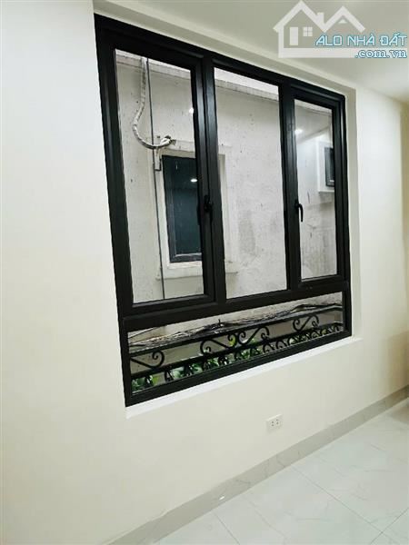 HOT HOT Căn #Cầu_Giấy mới kính kong mà chỉ quanh 7 tỷ, 35m2 5 tầng mặt tiền rộng bao la - 10