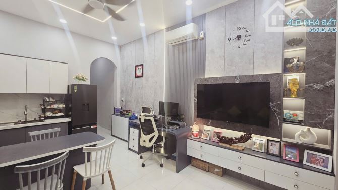 NHÀ ĐẸP FULL NỘI THẤT- TĐC ĐẤT LÀNH- NHA TRANG ⛔️ Hạ Giá Chốt Nhanh CHỈ 2tỷ550tr - 10
