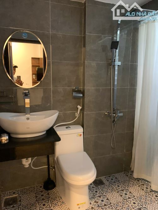 Cần bán tòa căn hộ 5 tầng, 2 mt trước sau đường Hồ Phi Tích và Đinh Văn Chấp, Hòa Xuân - 10